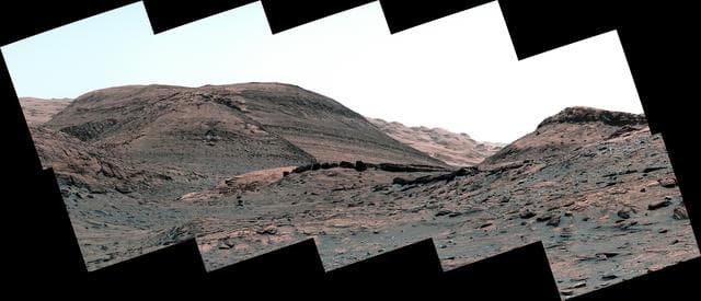 Curiosity's View of Sulfate-Bearing Region and Streambed Rocks
