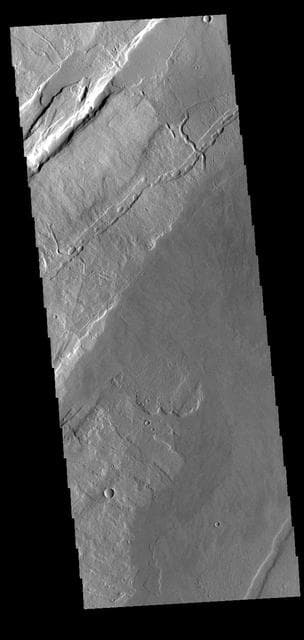 NASA image: Oti Fossae - Arsia Mons