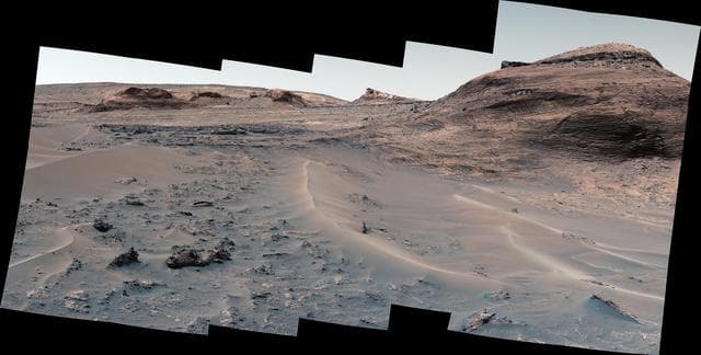 NASA image: Curiosity's View of Sand Ridges and Bolívar