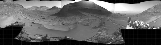 NASA image: Curiosity's Navcams View Paraitepuy Pass