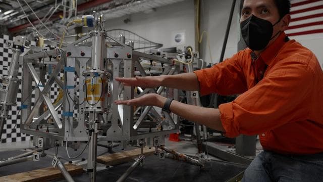 NASA image: Testing a Prototype Mars Lander