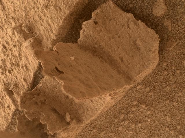 NASA image: Curiosity Finds a Book-Like Rock