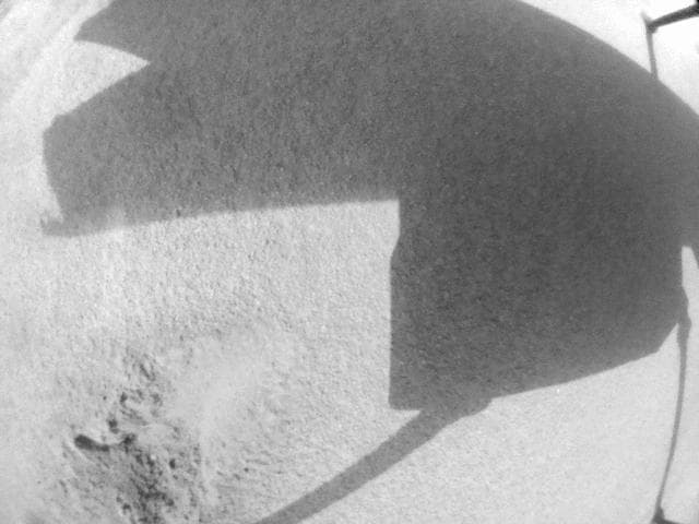 NASA image: Ingenuity's Navcam Reveals a Missing Rotor Blade