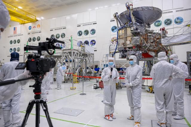 NASA image: JPL Shows Off Europa Clipper in the Clean Room