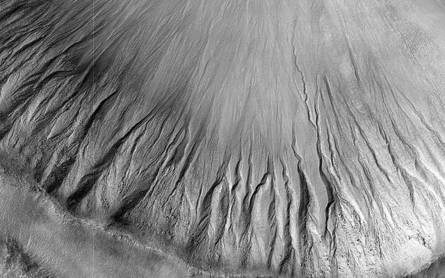 NASA image: Gullies in the Depths of Hellas