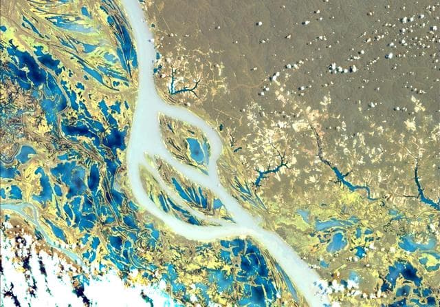 NASA's EMIT Scans the Amazon River in Northern Brazil