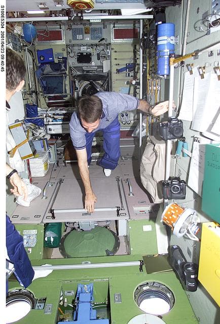 NASA image: Rominger tours through Zvezda during STS-100's ingress into the ISS