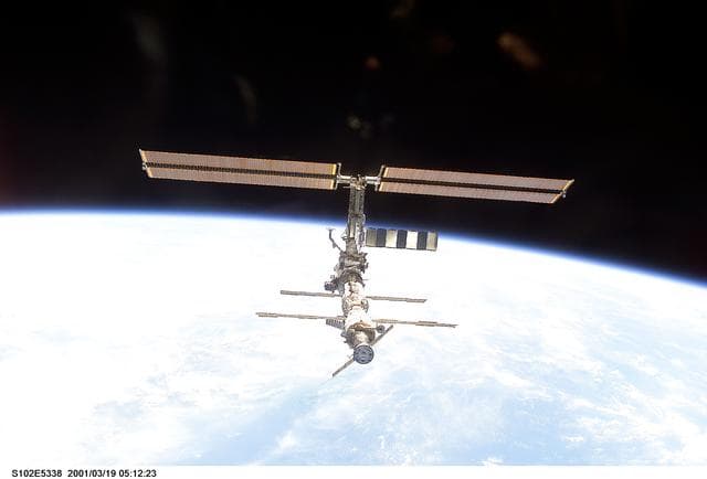 NASA image: Fly-around view of the ISS