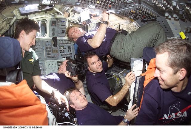 NASA image: Crowded flight deck during ISS fly-around