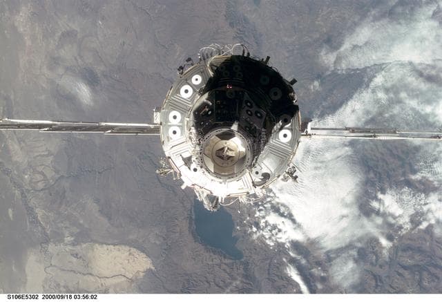 NASA image: View of the ISS as Atlantis makes its closing fly around during STS-106