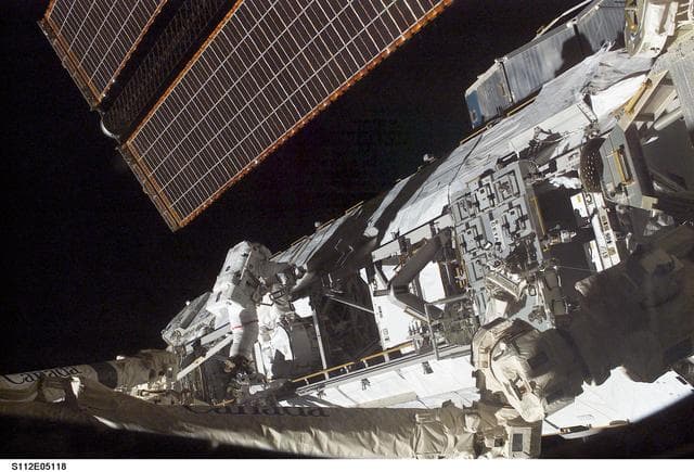 NASA image: EVA 1 - MS Wolf on S1 truss