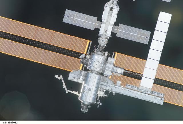 NASA image: Views of the International Space Station (ISS) Rendezvous Operations during STS-113 (11A)