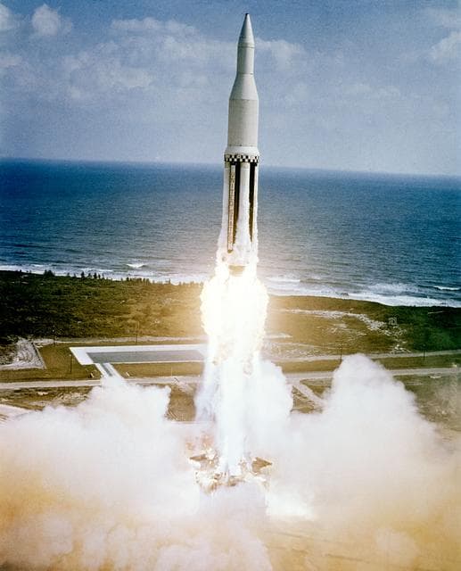 NASA image: ARTIST CONCEPT - SATURN - LAUNCH - CAPE