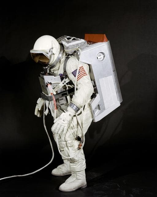 NASA image: GEMINI-TITAN (GT)-8 - EXTRAVEHICULAR (EV) EQUIPMENT & SUIT - MSC