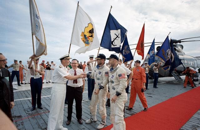 NASA image: Gemini-Titan (GT)-12 Crew - Official Welcome - USS Wasp - Atlantic