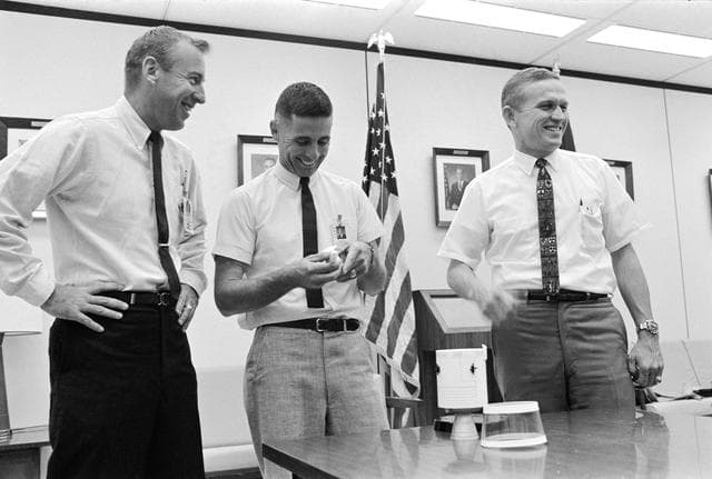 Apollo 8 prime crew in bldg 4 participating in classroom work