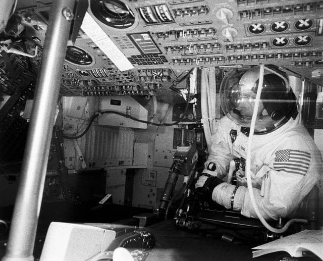 NASA image: CREW TRAINING - APOLLO X (APOLLO MISSION SIMULATOR [AMS]) - KSC