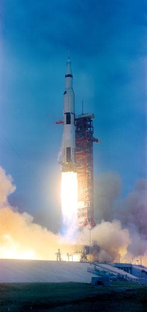 NASA image: APOLLO X - LAUNCH - PAD 39B - KSC