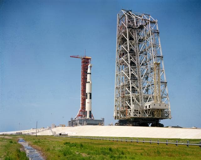 NASA image: GROUND-LEVEL VIEW - APOLLO 10 - PAD B - LAUNCH COMPLEX 39 - KSC