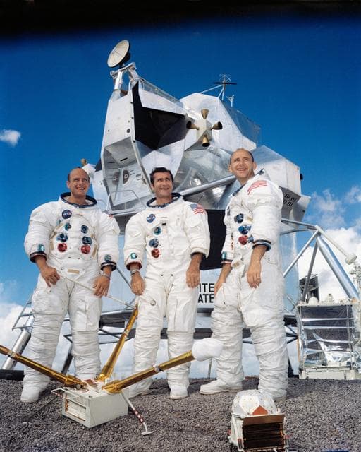 Portraits - Apollo XII