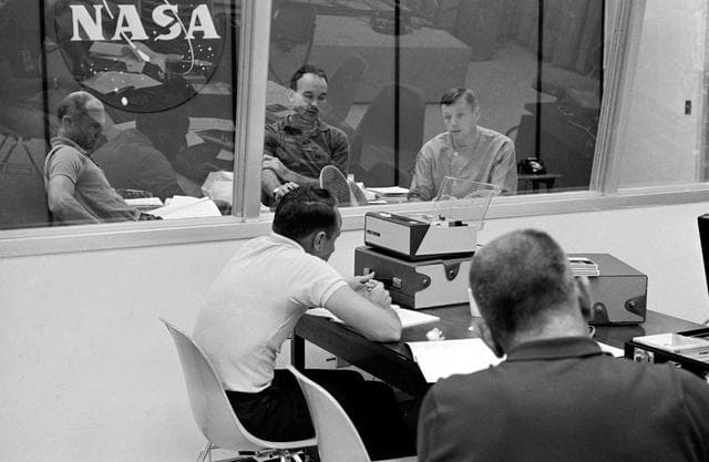 NASA image: APOLLO 11 CREWMEN - FIRST POSTFLIGHT DEBRIEFING - MSC
