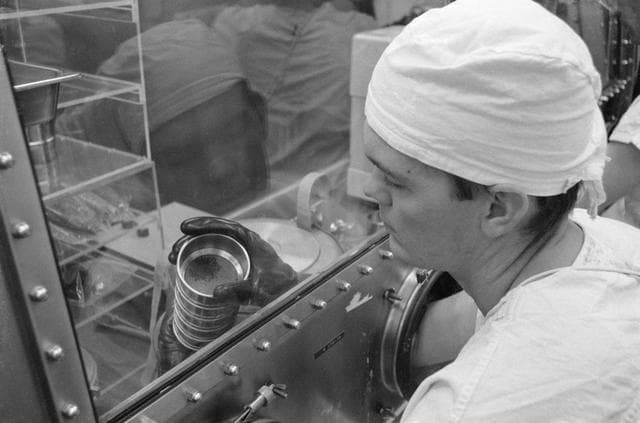 NASA image: LUNAR SAMPLES - APOLLO 11