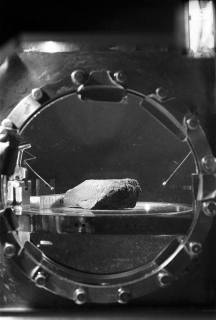 NASA image: LUNAR SAMPLES - APOLLO 11 - MSC
