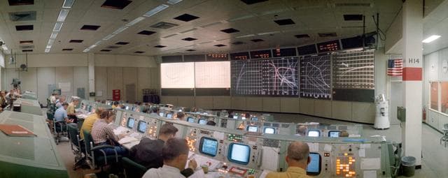 NASA image: Mission Control Center (MCC) - Apollo 15 Launch - MSC