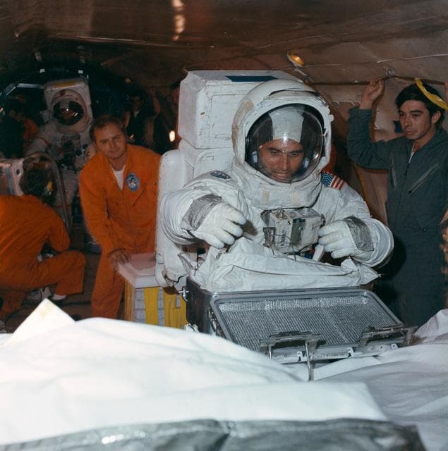 NASA image: APOLLO 17 - CREW TRAINING (EVA)