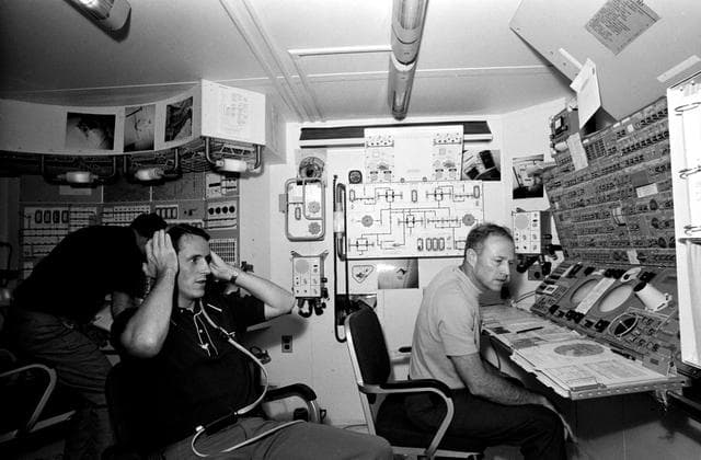 NASA image: SKYLAB (SL)-3 CREW - TRAINING - ORBITAL WORKSHOP (OWS) TRAINER - JSC