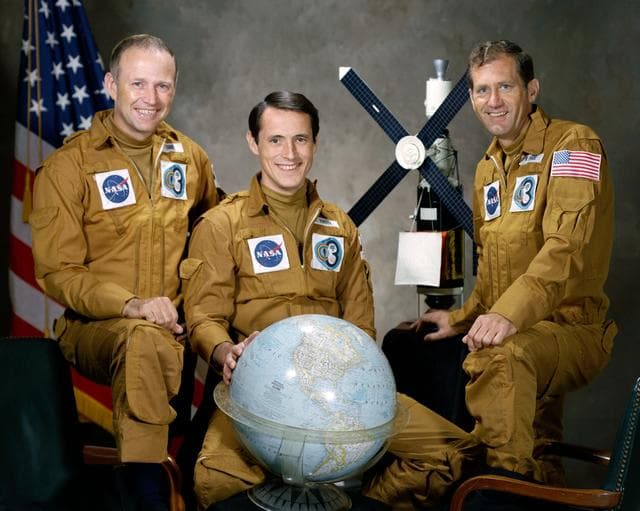 NASA image: Skylab 4 crew portrait