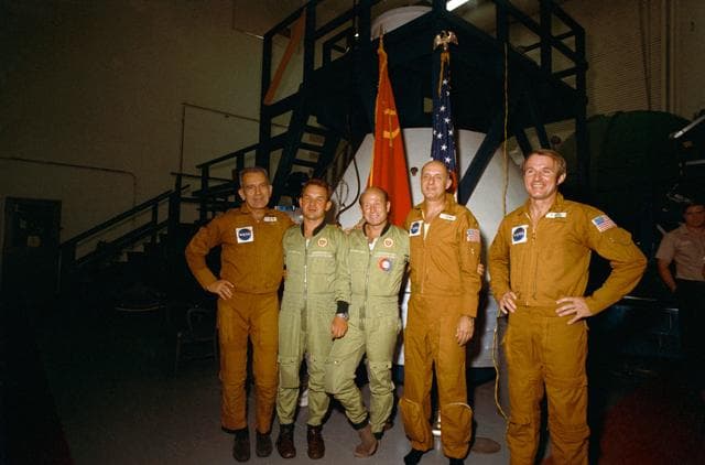 NASA image: Simulation - Apollo-Soyuz Test Project (ASTP) - JSC