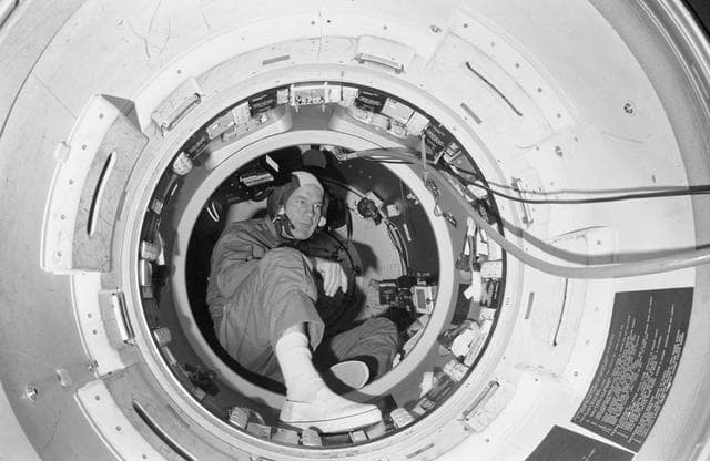 NASA image: Building 35 - Apollo-Soyuz Test Project (ASTP) Simulations - JSC
