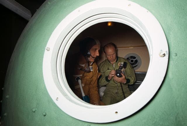 NASA image: Simulations - Apollo-Soyuz Test Project (ASTP) - Soyuz - JSC