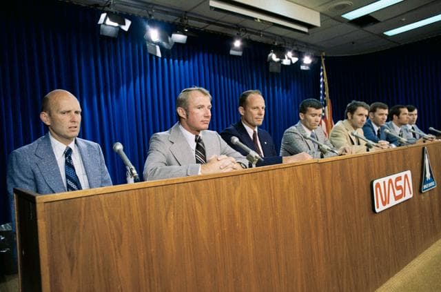 NASA image: Press Conference - First Shuttle Crews