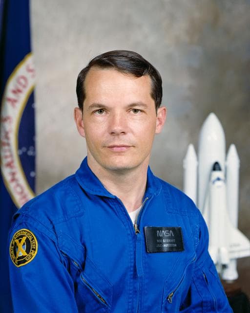 NASA image: PORTRAIT - STEWART, ROBERT L., ASTRONAUT-CANDIDATE (ASCAN)