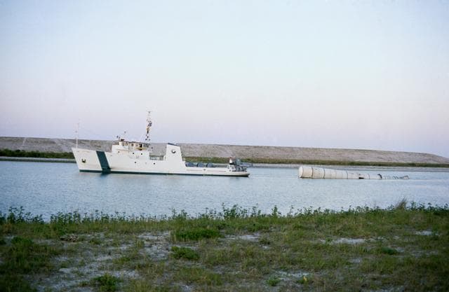 NASA image: UTC LIBERTY AND FREEDOM RETURN - SOLID ROCKET BOOSTER (SRB) - PORT CANAVERAL, FL
