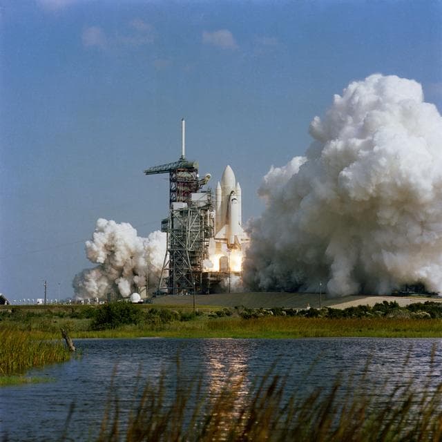 NASA image: Bush - POST-FLIGHT - STS-2 - ELLINGTON AFB (EAFB), TX