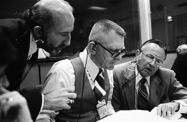 NASA image: STS-3 FLIGHT DAY 1 ACTIVITIES - MISSION OPERATIONS CONTROL ROOM (MOCR) - JSC