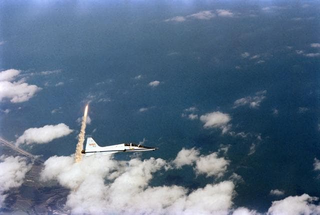 NASA image: LAUNCH (AERIALS) - STS-3 - KSC