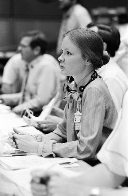 NASA image: MISSION OPERATIONS CONTROL ROOM (MOCR) (STS-4) - DYSON, THORNTON E., MS. (MISSION CONTROL CENTER [MCC] - JSC