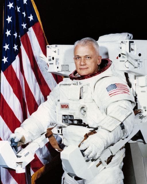 NASA image: PORTRAIT - ASTRONAUT MCCANDLESS, BRUCE, II - JSC