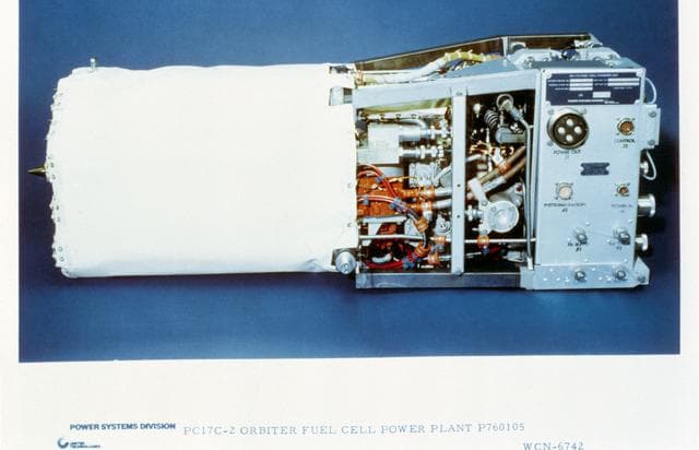 NASA image: Hardware - Shuttle (Fuel Cell)