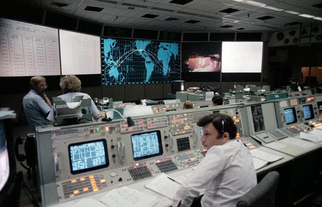 NASA image: Views of Mission Control Center during launch of STS-8