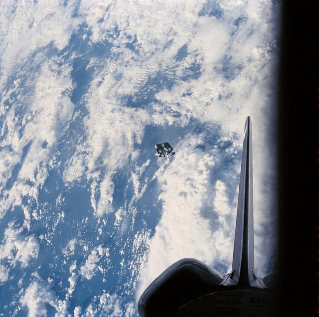 NASA image: View of foot restraint strayed from Challenger