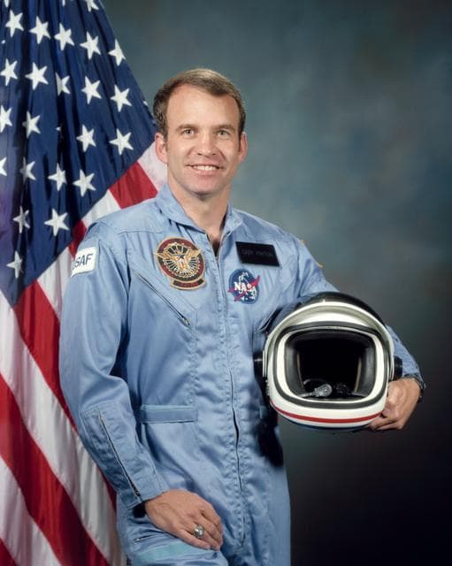 NASA image: Official portrait of the Payload Specialist Gary E. Payton