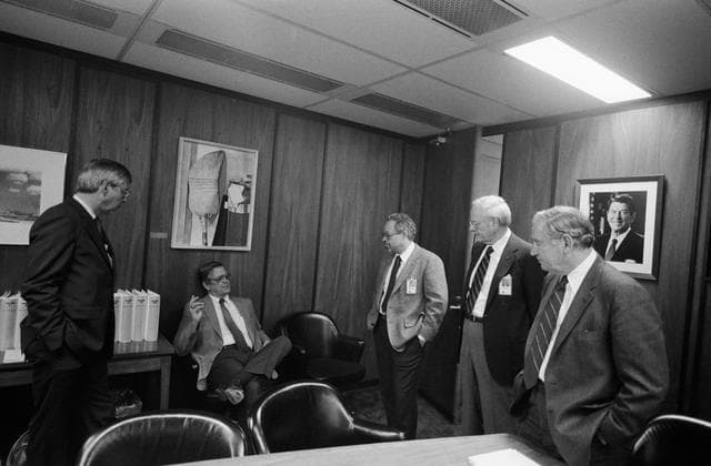 NASA image: Presidential commission investigating Challenger accident at JSC