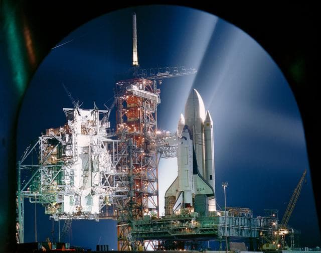NASA image: STS-1 COLUMBIA - ORBITER VEHICLE (OV)-102 - PREFLIGHT NIGHT PROCESSING - KSC