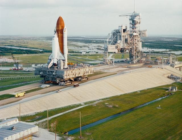 NASA image: STS-26 Discovery, Orbiter Vehicle (OV) 103, roll out to KSC LC pad 39B
