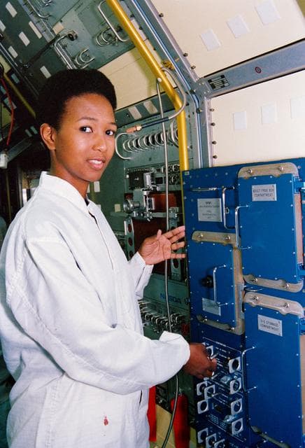 NASA image: STS-47 MS Jemison works at SLJ Rack 5 during crew station review at KSC